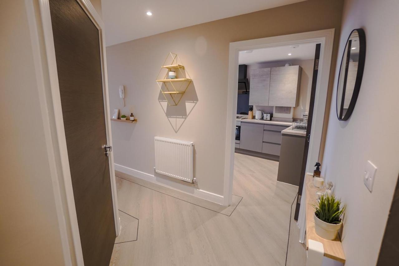 Beautiful Two Bedroom Harbour Side Apartment Poole Exterior foto